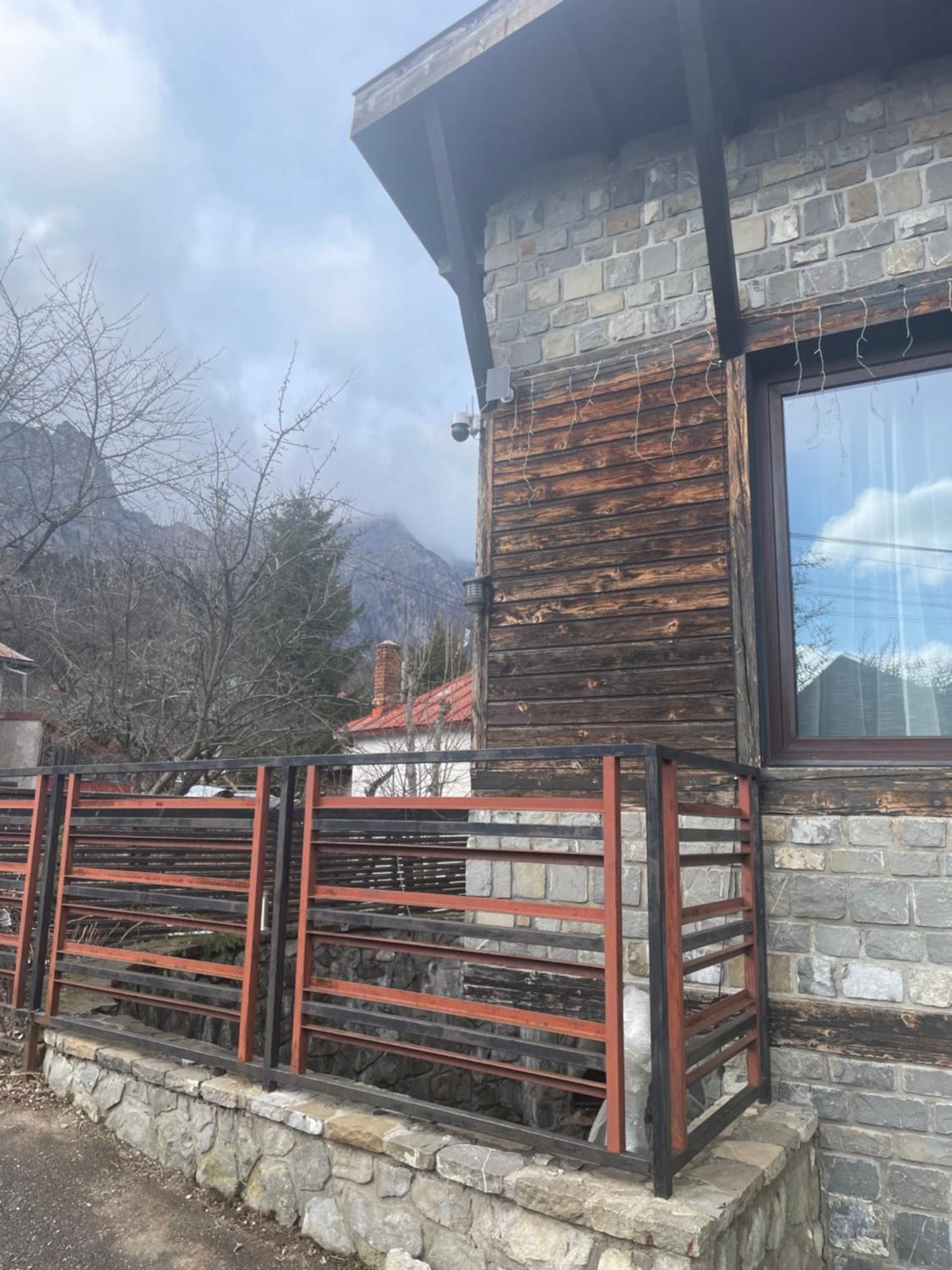 Casuta De Piatra Villa Buşteni Eksteriør bilde