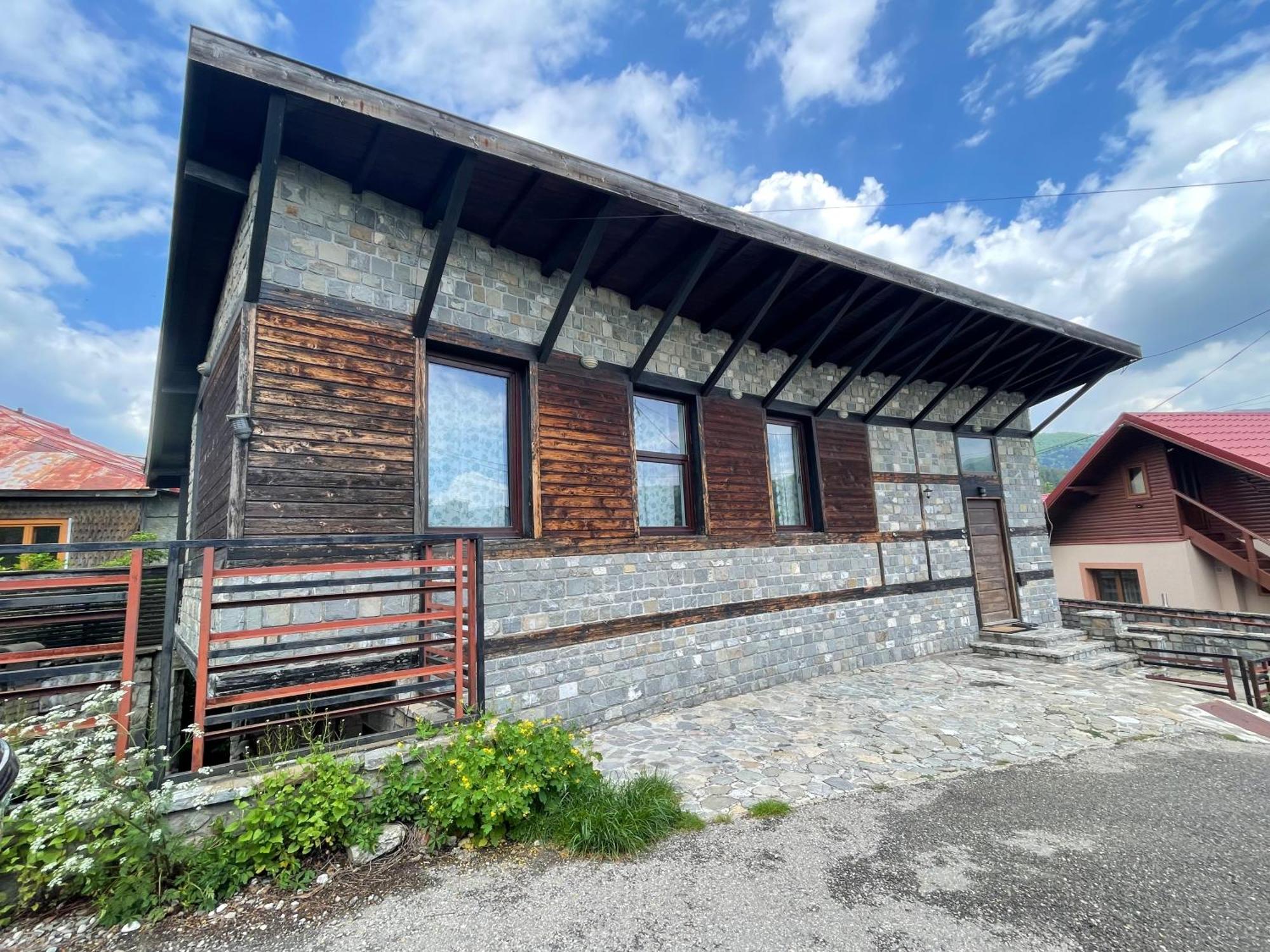 Casuta De Piatra Villa Buşteni Eksteriør bilde